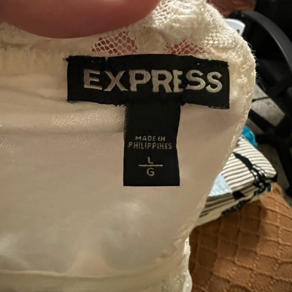 Express Boho Blouse - Picture 6 of 7